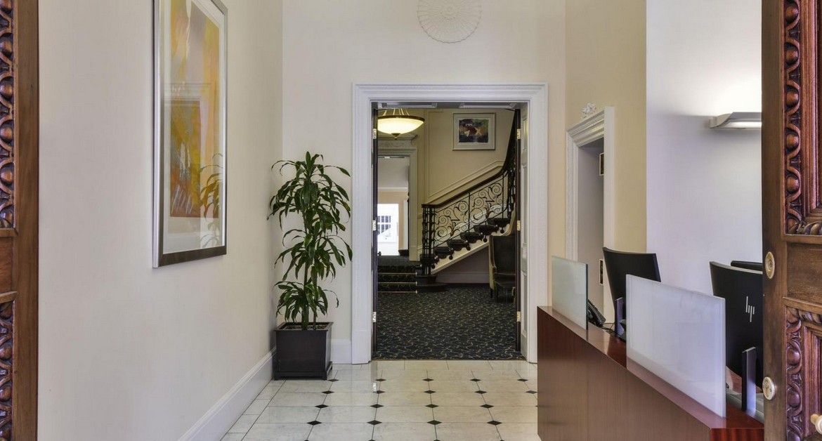 Pont Street Reception